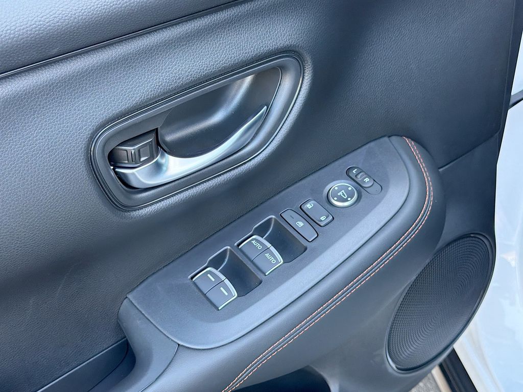 Thumbnail: 2027 Honda HR-V - 12