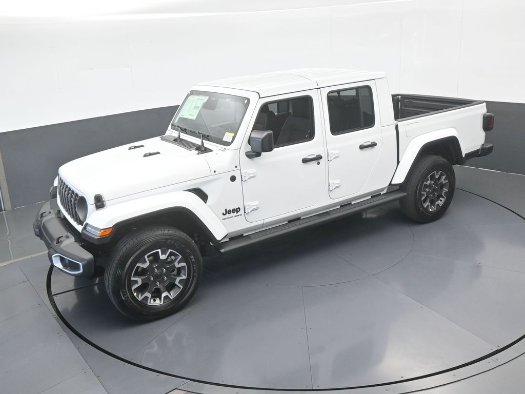 New 2026 Bright White Clearcoat Jeep Sahara image 43