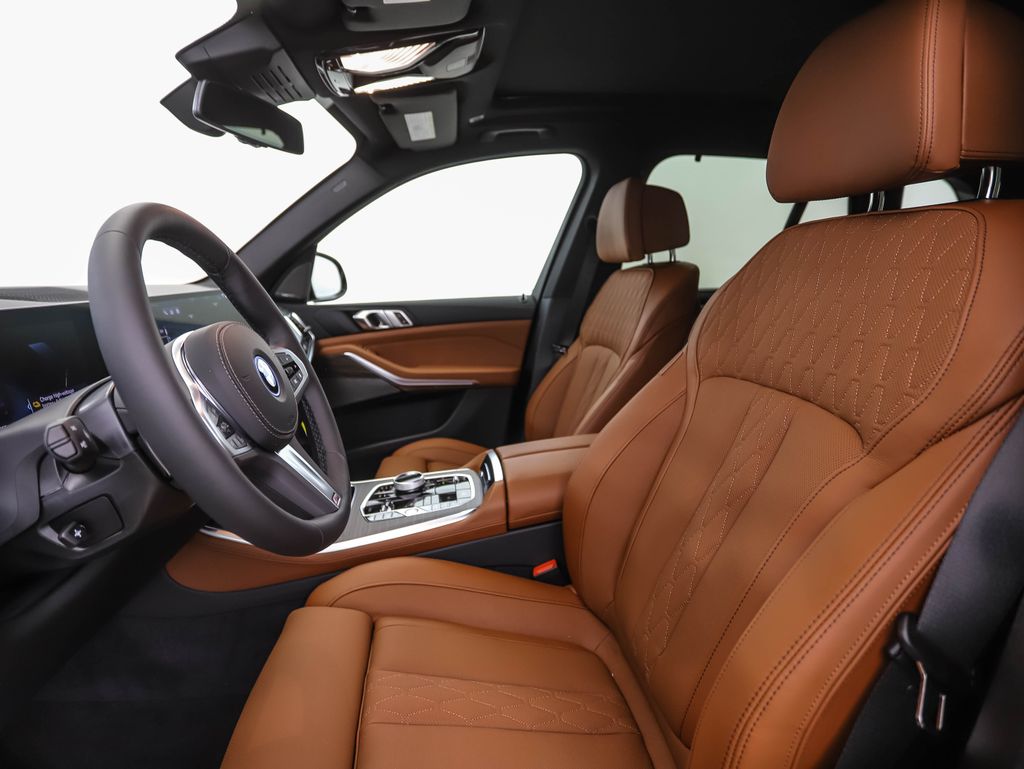 Thumbnail: 2026 BMW X5 - 11