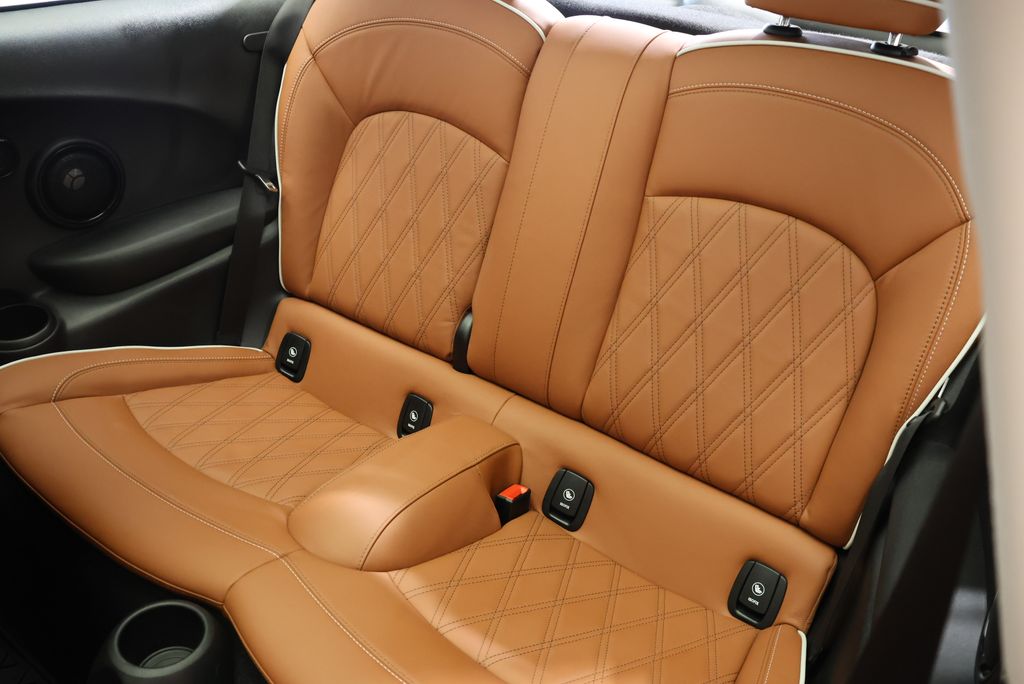 Thumbnail: 2023 MINI Cooper - 31