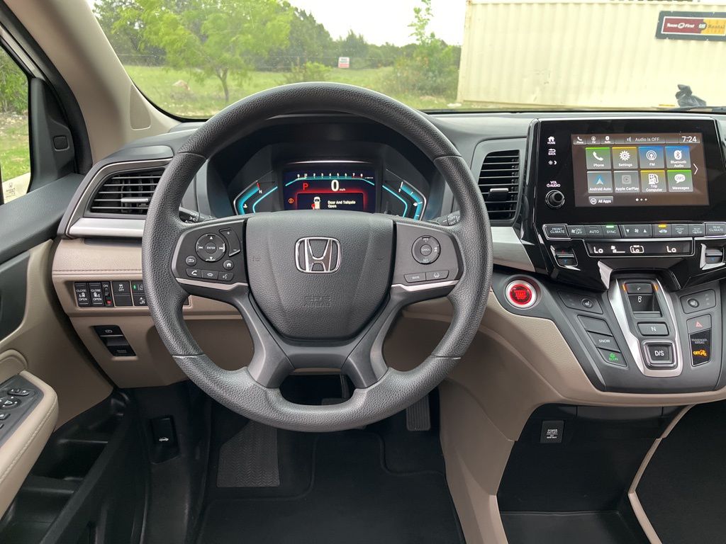 2018 Honda Odyssey EX 16