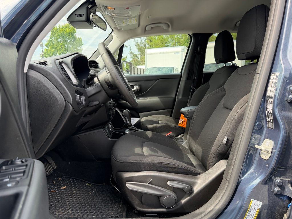 2023 Jeep Renegade Latitude 4x4