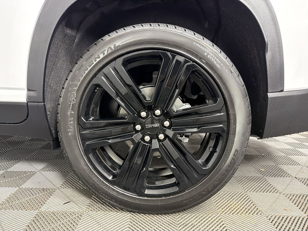 new 2026 GMC Acadia car, priced at $51,625