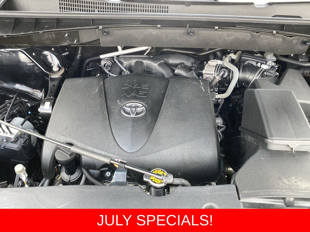 Used 2017 Toyota Highlander SUV