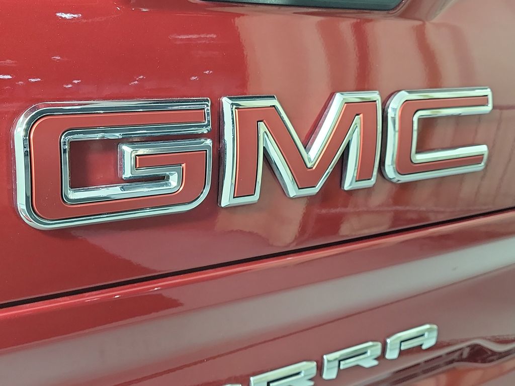 2024 GMC Sierra 1500 AT4 - 5