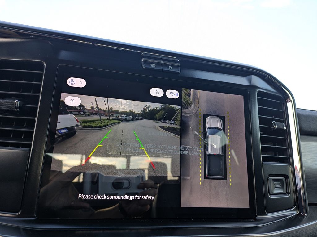 2026 Ford F-350 Super Duty LARIAT
