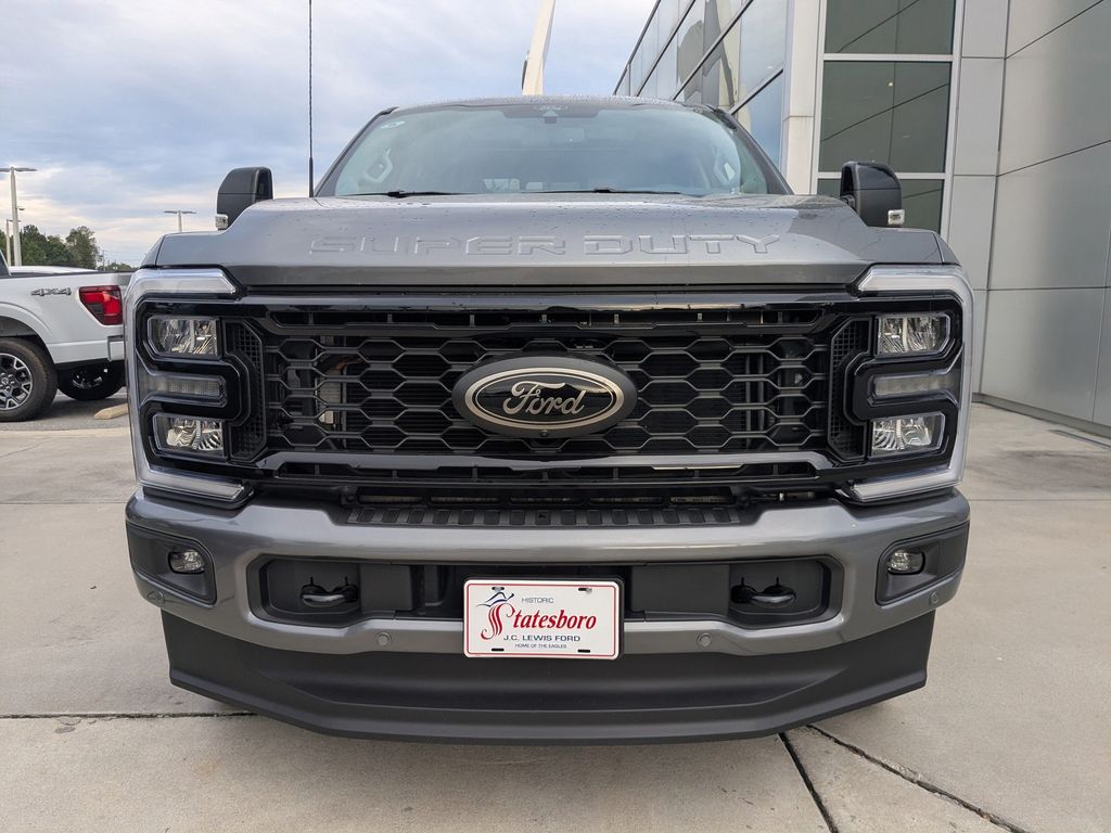 2025 Ford F-250 LARIAT