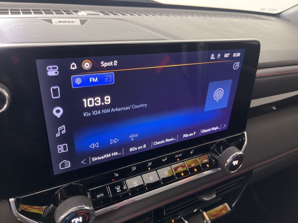 Thumbnail: 2024 Chevrolet Colorado - 29