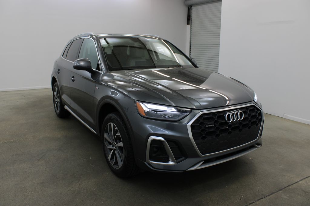 used 2023 Audi Q5 car, priced at $28,900