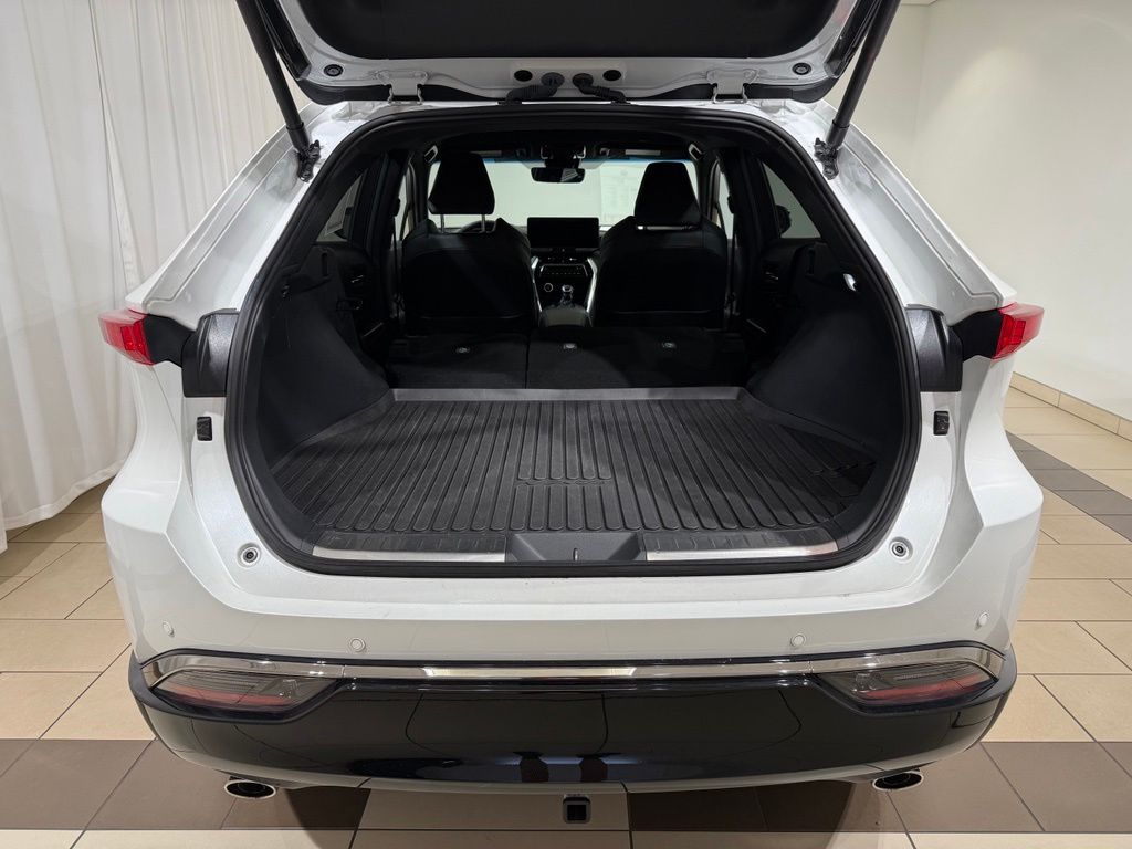 Thumbnail: 2024 Toyota Venza - 12