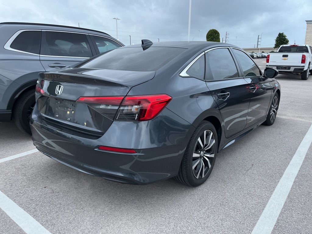 Thumbnail: 2024 Honda Civic - 3
