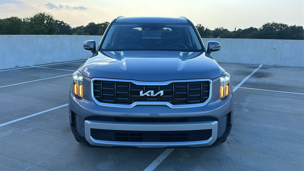 2025 Kia Telluride S Silver at Legacy Ford