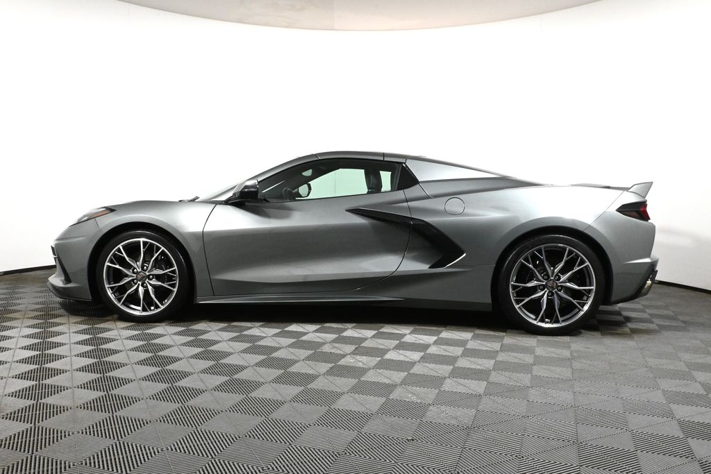 2023 Chevrolet Corvette Stingray 2