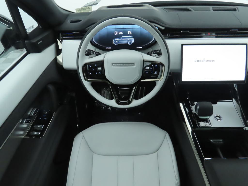 Thumbnail: 2025 Land Rover Range Rover Sport - 11