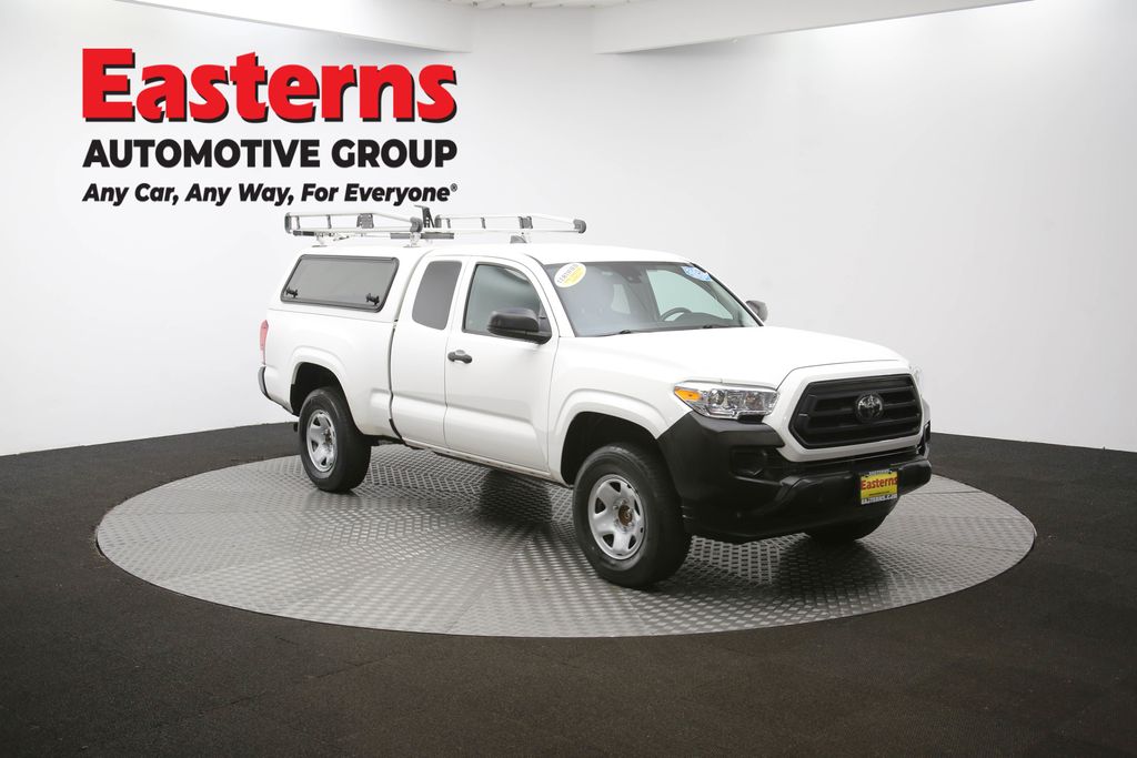 Used 2022 White Toyota SR image 48