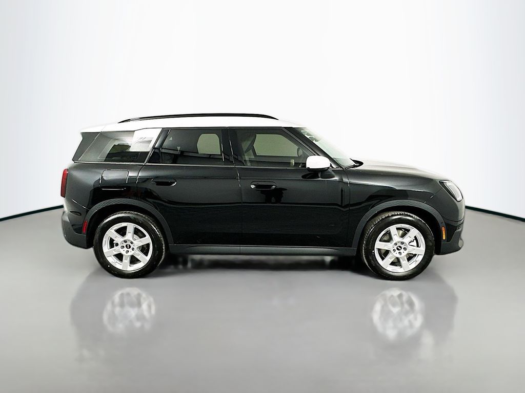 2025 MINI Cooper Countryman Base 4