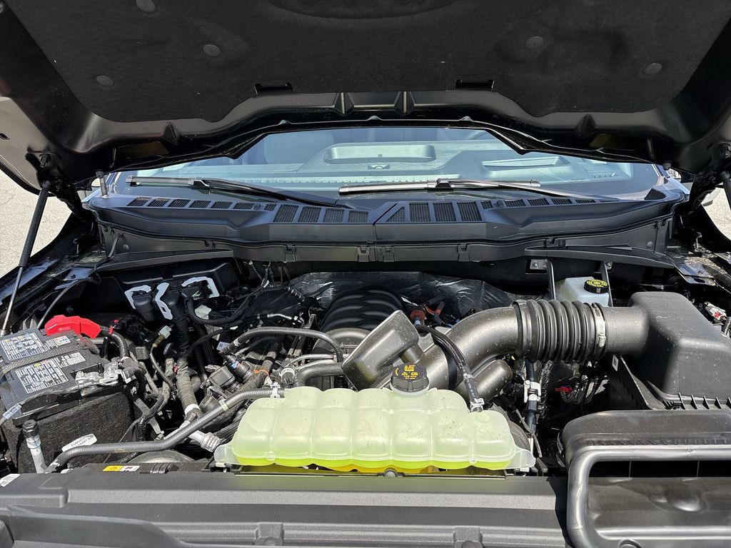 New 2026 Blue Ford Lariat image 18