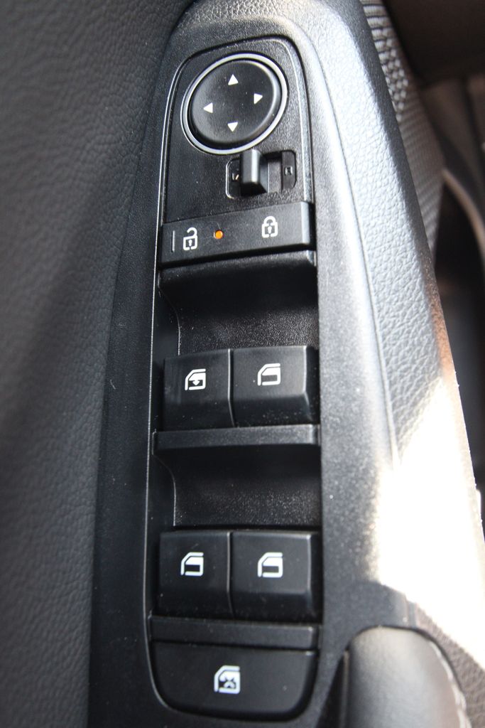 Used 2024 Kia Seltos SUV