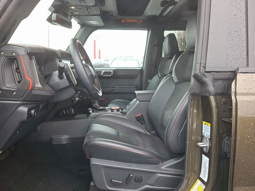 Thumbnail: 2025 Ford Bronco - 14