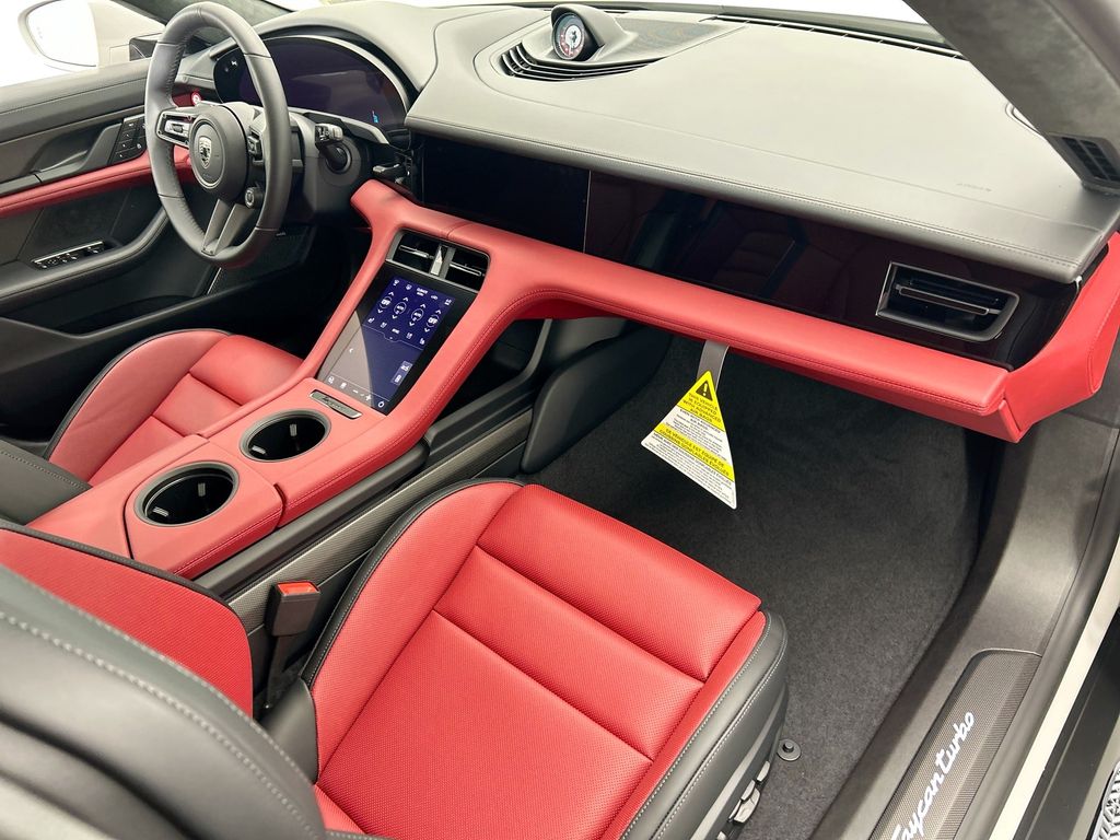 Thumbnail: 2026 Porsche Taycan - 20