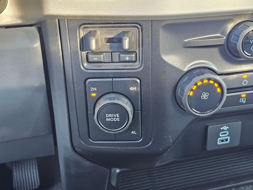 New 2025 White Ford XL image 31