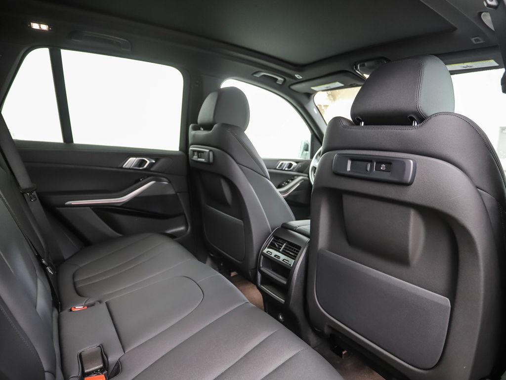 2022 BMW X5 xDrive40i 26