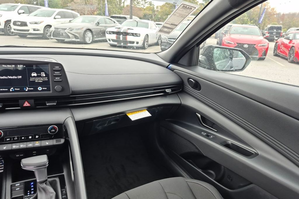 New 2026 Gray HYUNDAI SEL Sport Plus image 18