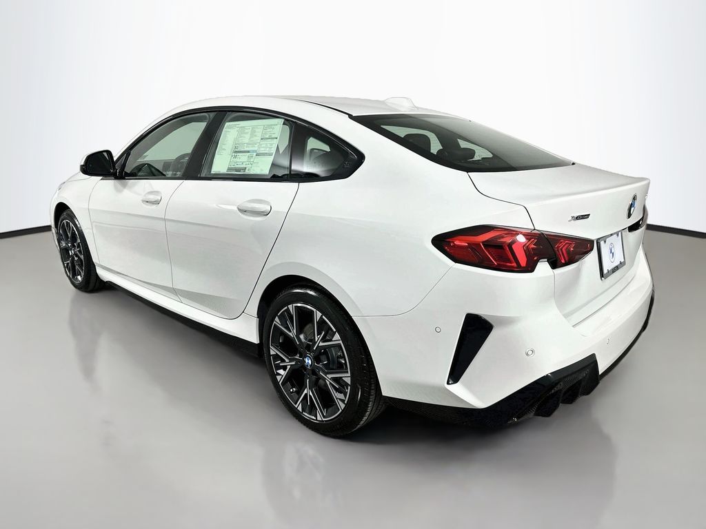 Thumbnail: 2026 BMW 2 Series - 7