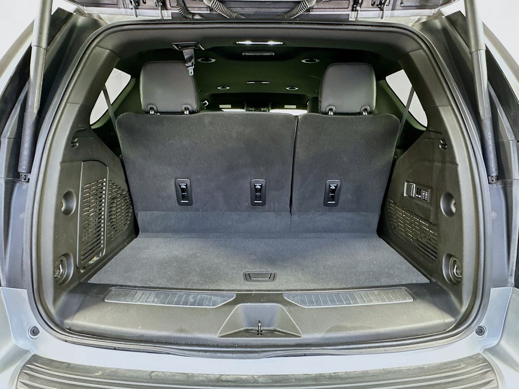 Thumbnail: 2024 Chevrolet Tahoe - 26