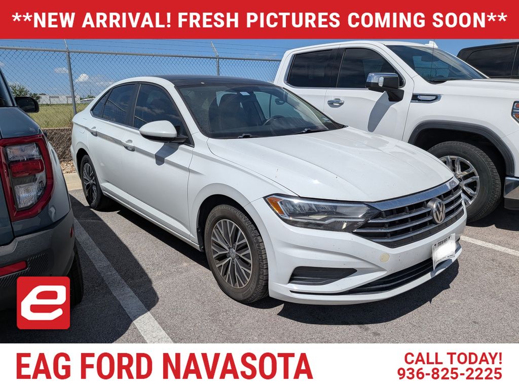 2019 Volkswagen Jetta 1.4T SE White at Community Toyota
