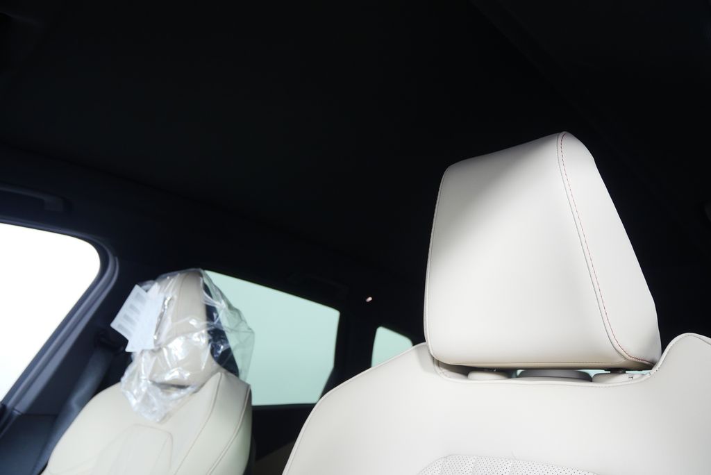 Thumbnail: 2026 BMW X3 - 12