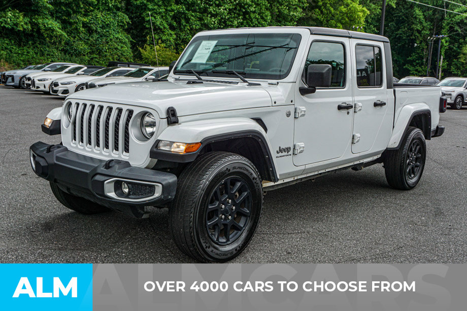 Used 2023 White Jeep Overland image 2