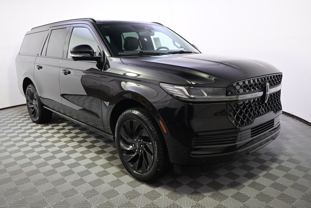 New 2026 Black Lincoln Reserve image 8