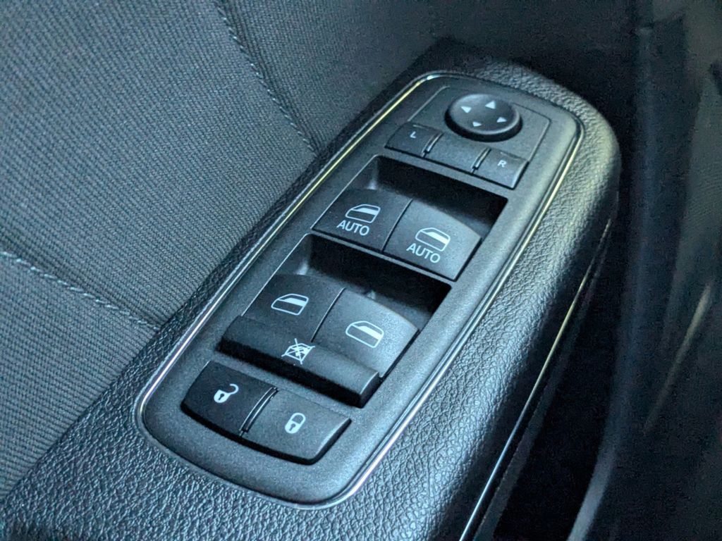 2021 Dodge Charger SXT RWD