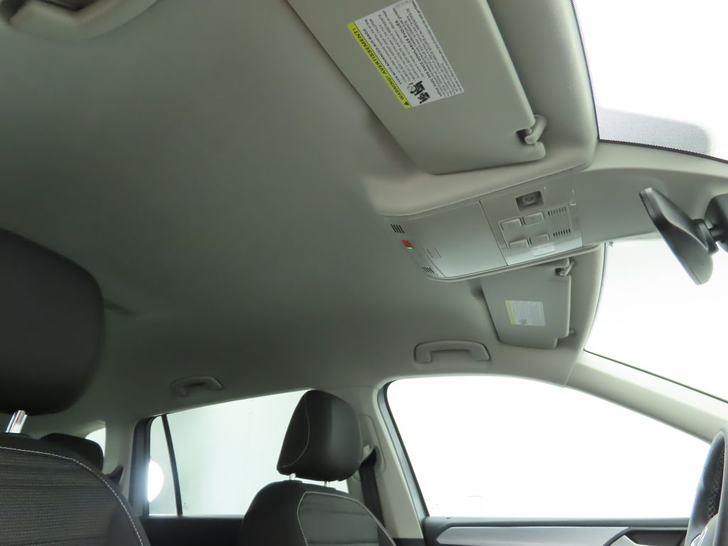 Thumbnail: 2024 Volkswagen Tiguan - 19