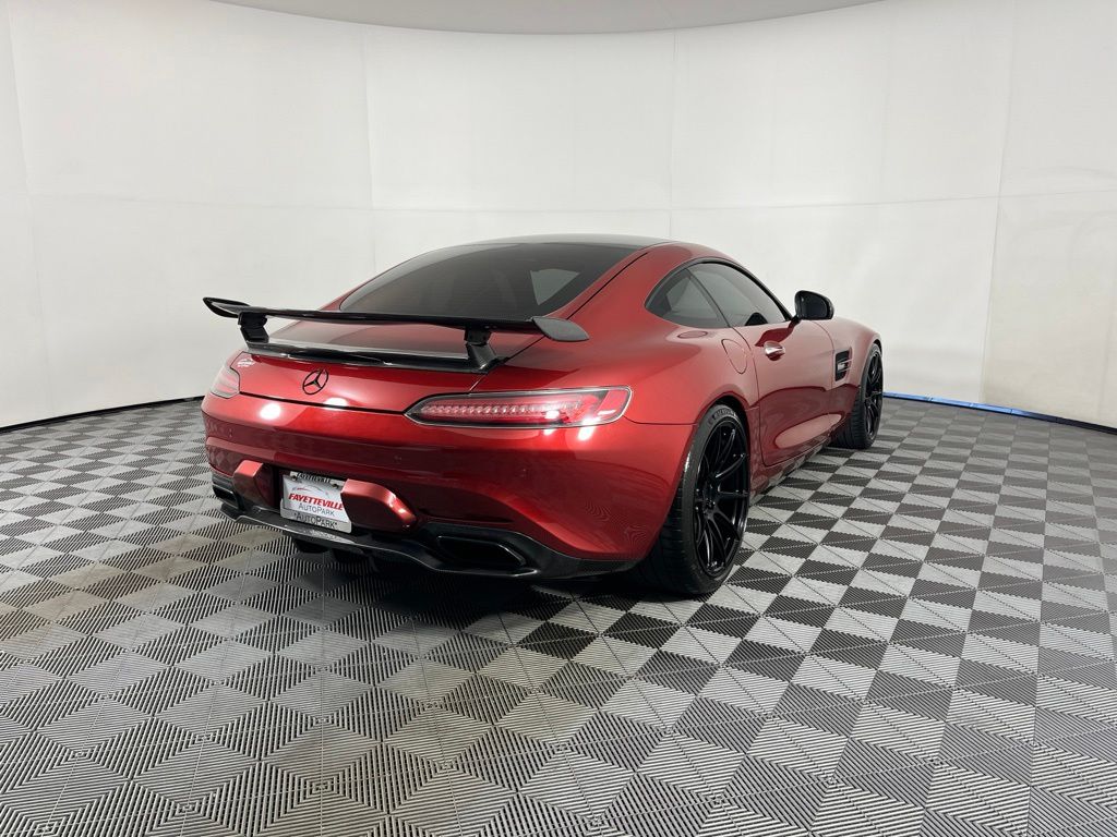 Thumbnail: 2017 Mercedes-Benz AMG GT - 11