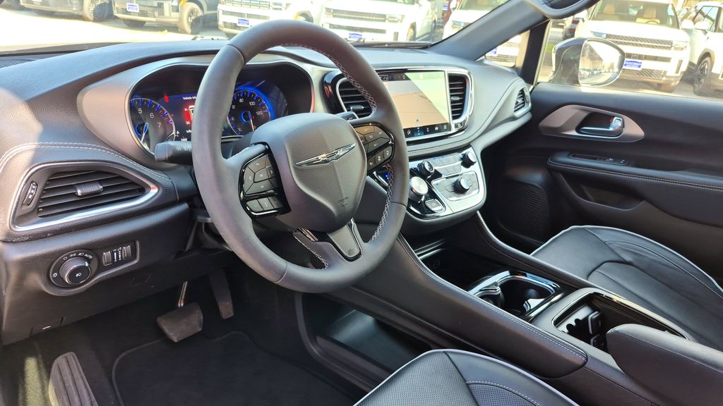 2023 Chrysler Pacifica