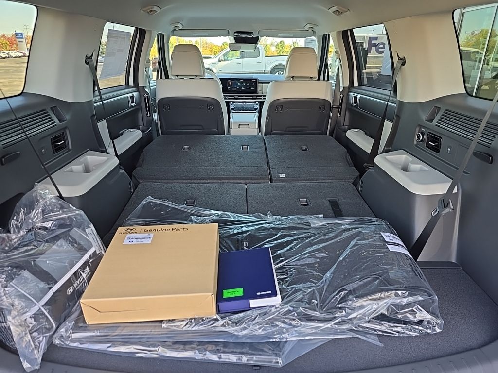 Thumbnail: 2026 Hyundai Santa Fe - 28