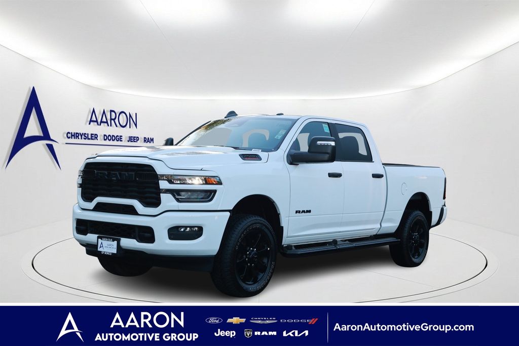 Bright White Clearcoat 2025 RAM 2500 Pickup Truck Four-Wheel Drive 8-Speed Automatic