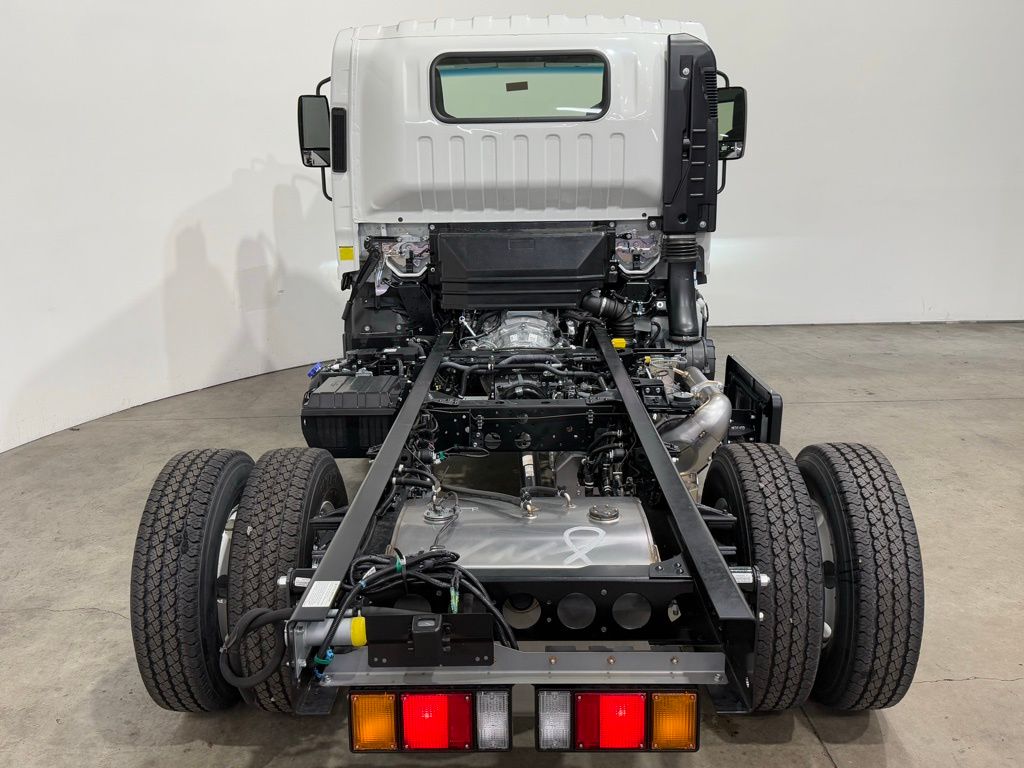 2025 Chevrolet 4500 HD LCF Diesel 