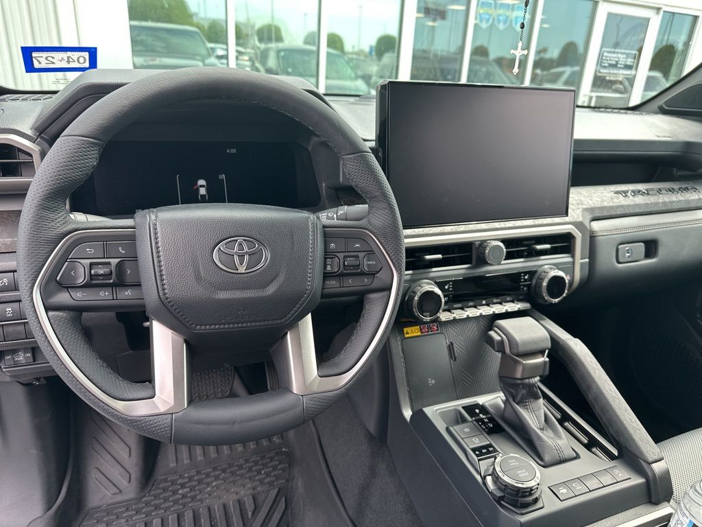 Thumbnail: 2025 Toyota Tacoma - 11