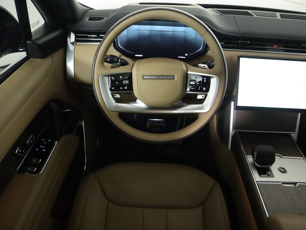 Thumbnail: 2025 Land Rover Range Rover - 11
