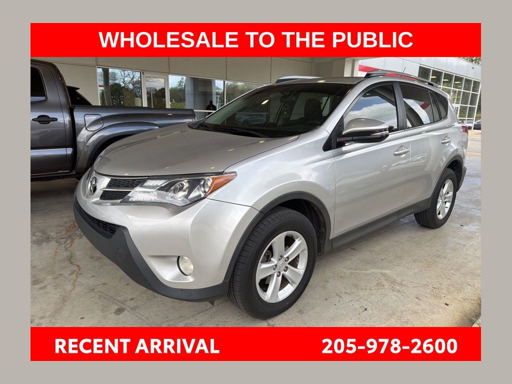 Classic Silver Metallic 2013 Toyota RAV4 XLE SUV / Crossover Front-Wheel Drive 6-Speed Automatic