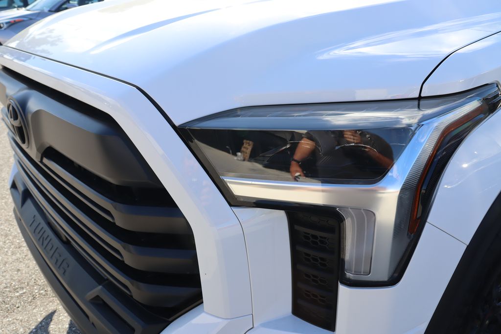 Thumbnail: 2024 Toyota Tundra - 3