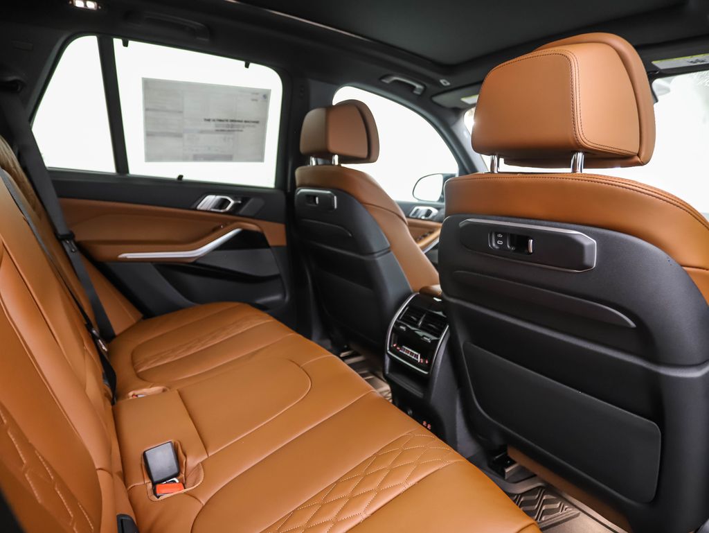 Thumbnail: 2026 BMW X5 - 26