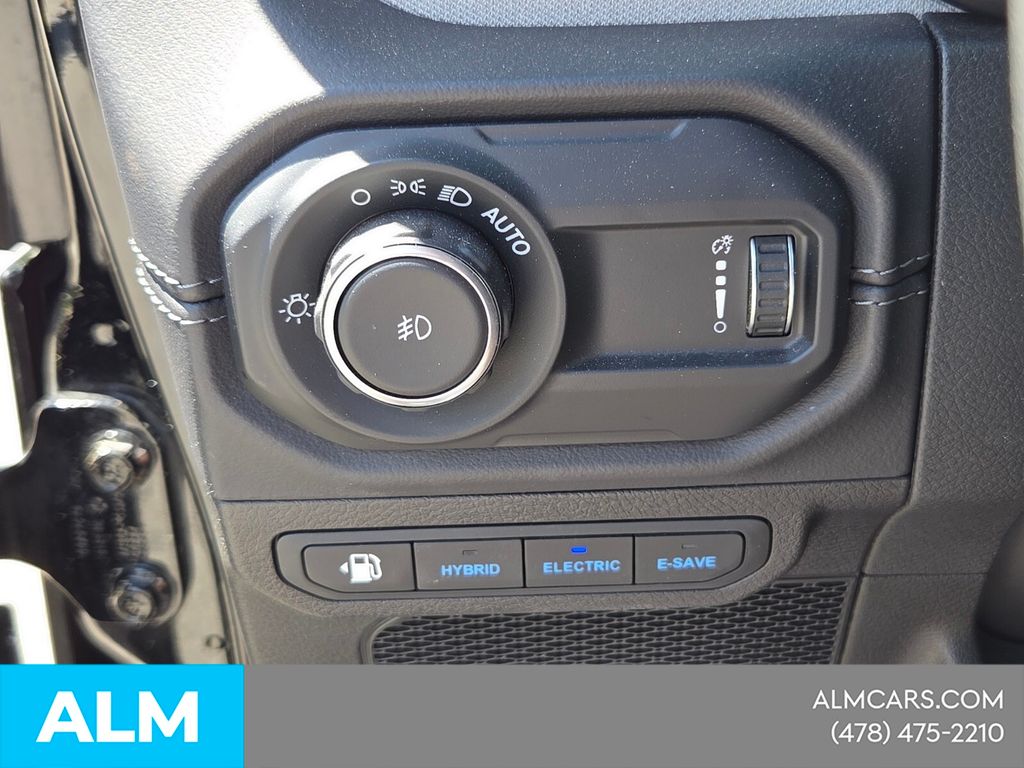 Used 2025 Black Jeep Sahara 4xe image 28