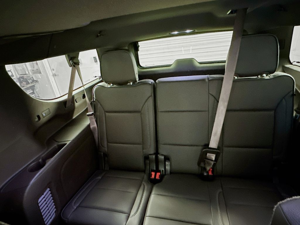 Thumbnail: 2021 GMC Yukon XL - 29