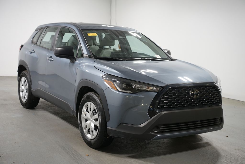 Thumbnail: 2025 Toyota Corolla Cross - 3