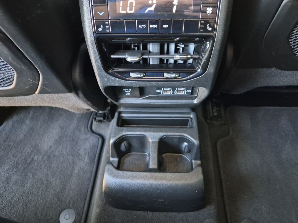 Used Car 2023 Jeep Grand Cherokee L  Limited For Sale Under $30,000 In Austin, Texas