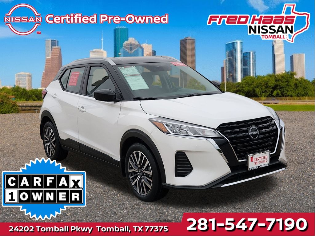 Aspen White/Black Roof 2023 Nissan Kicks SUV / Crossover Front-Wheel Drive Continuously Variable Transmission